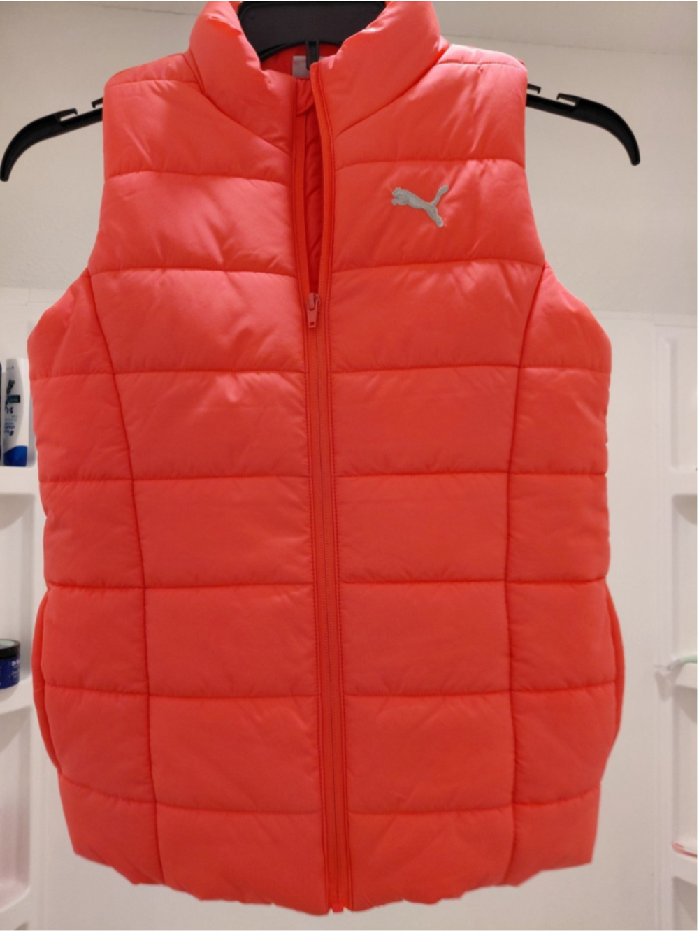 Puma Womens Puffer Vest Bright Pink Sleeveless Jacket Size Medium Full Zip Cozy